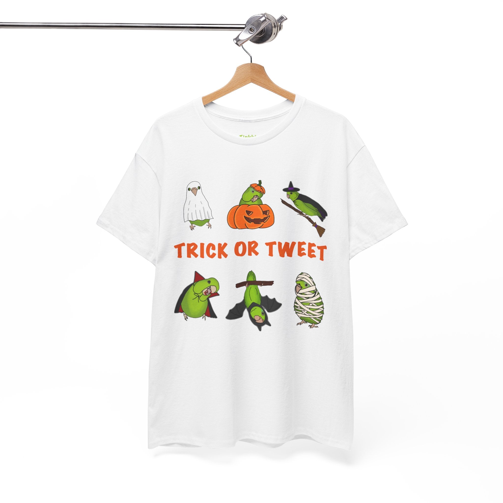Trick or Tweet Parrotlet : Halloween Bird sweatshirt, Spooky Season Shirt, Fun Bird Lover Tee, Bird Watcher, Gift for - Adults