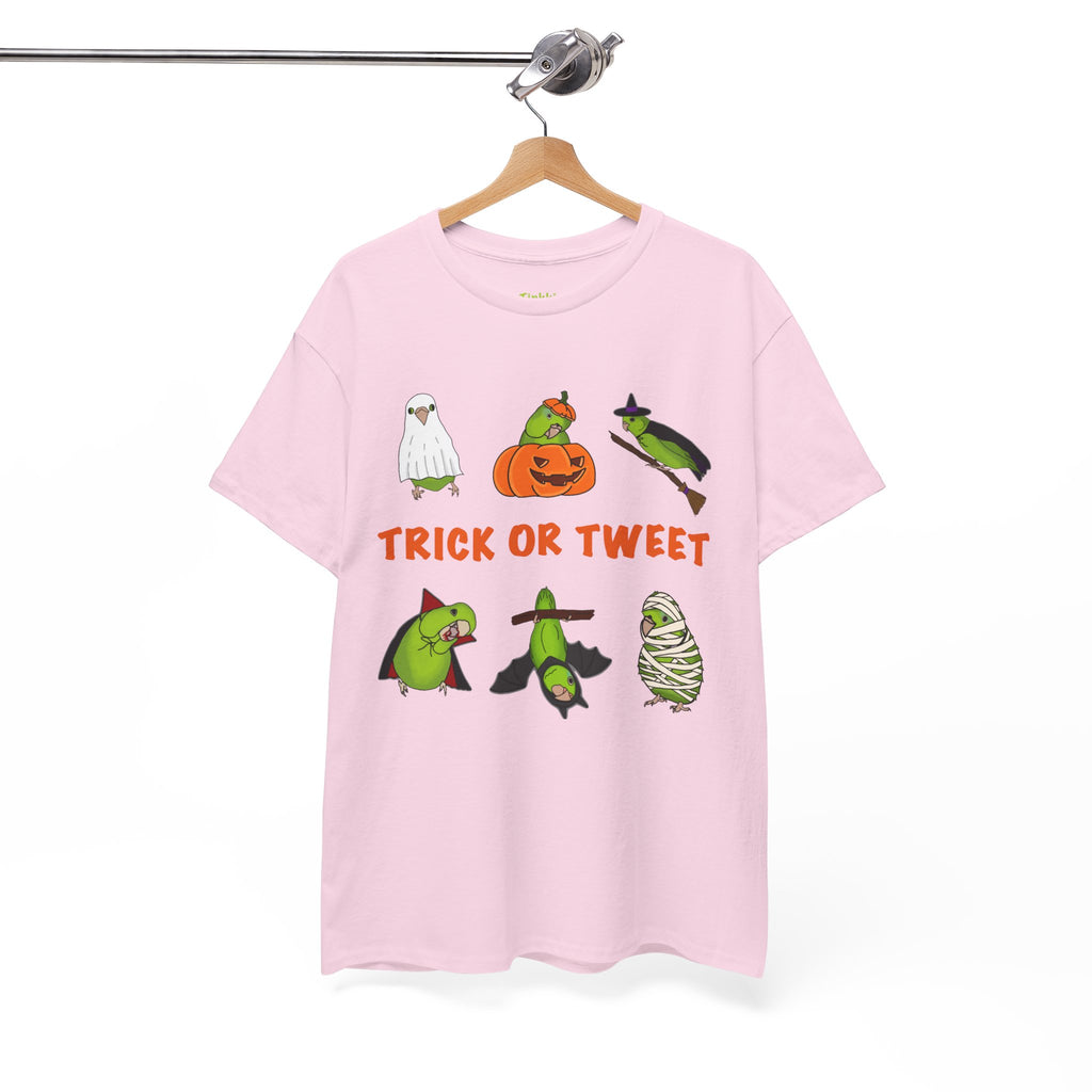Trick or Tweet Parrotlet : Halloween Bird sweatshirt, Spooky Season Shirt, Fun Bird Lover Tee, Bird Watcher, Gift for - Adults