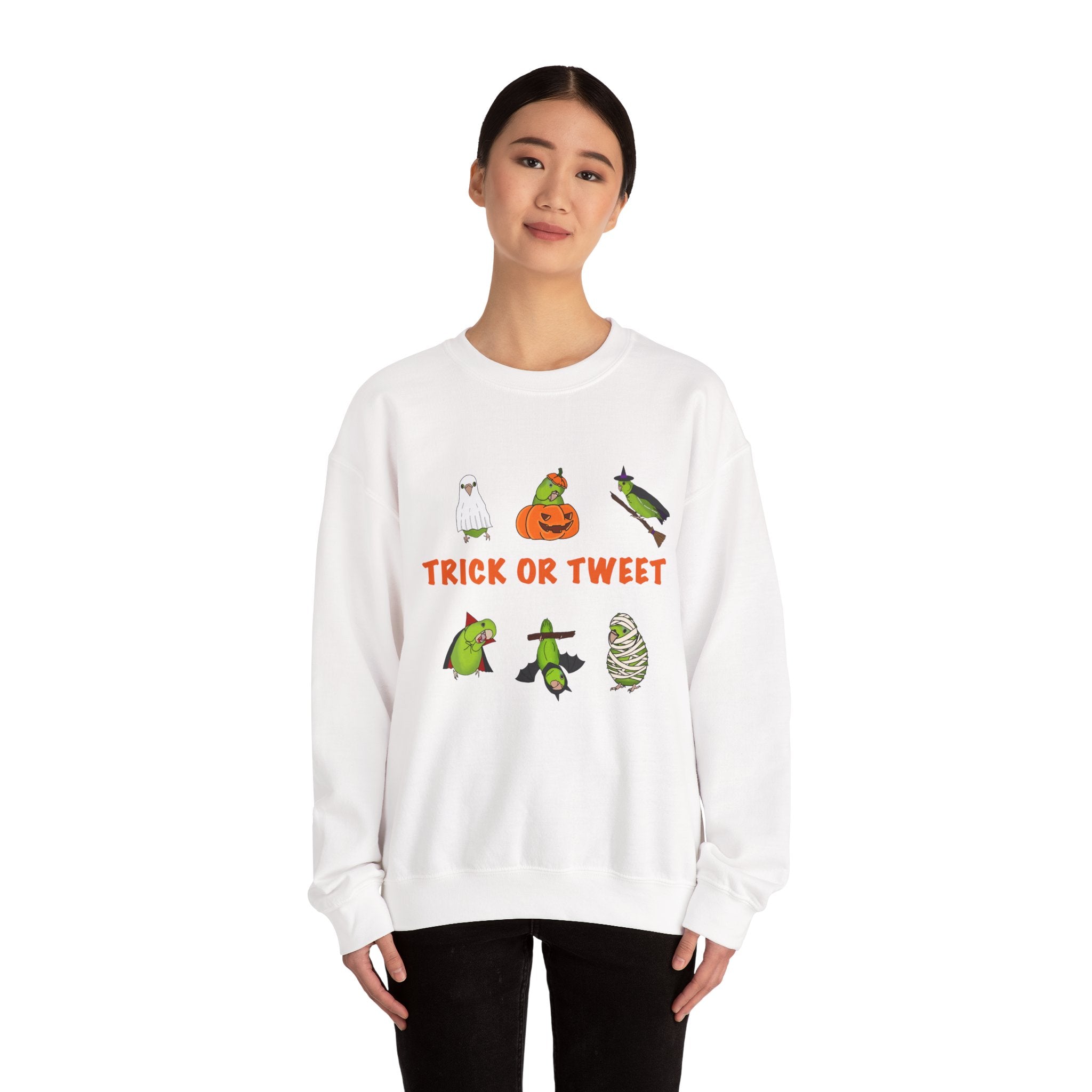Trick or Tweet Parrotlet : Halloween Bird sweatshirt, Spooky Season Shirt, Fun Bird Lover Tee, Bird Watcher, Gift for - Adults