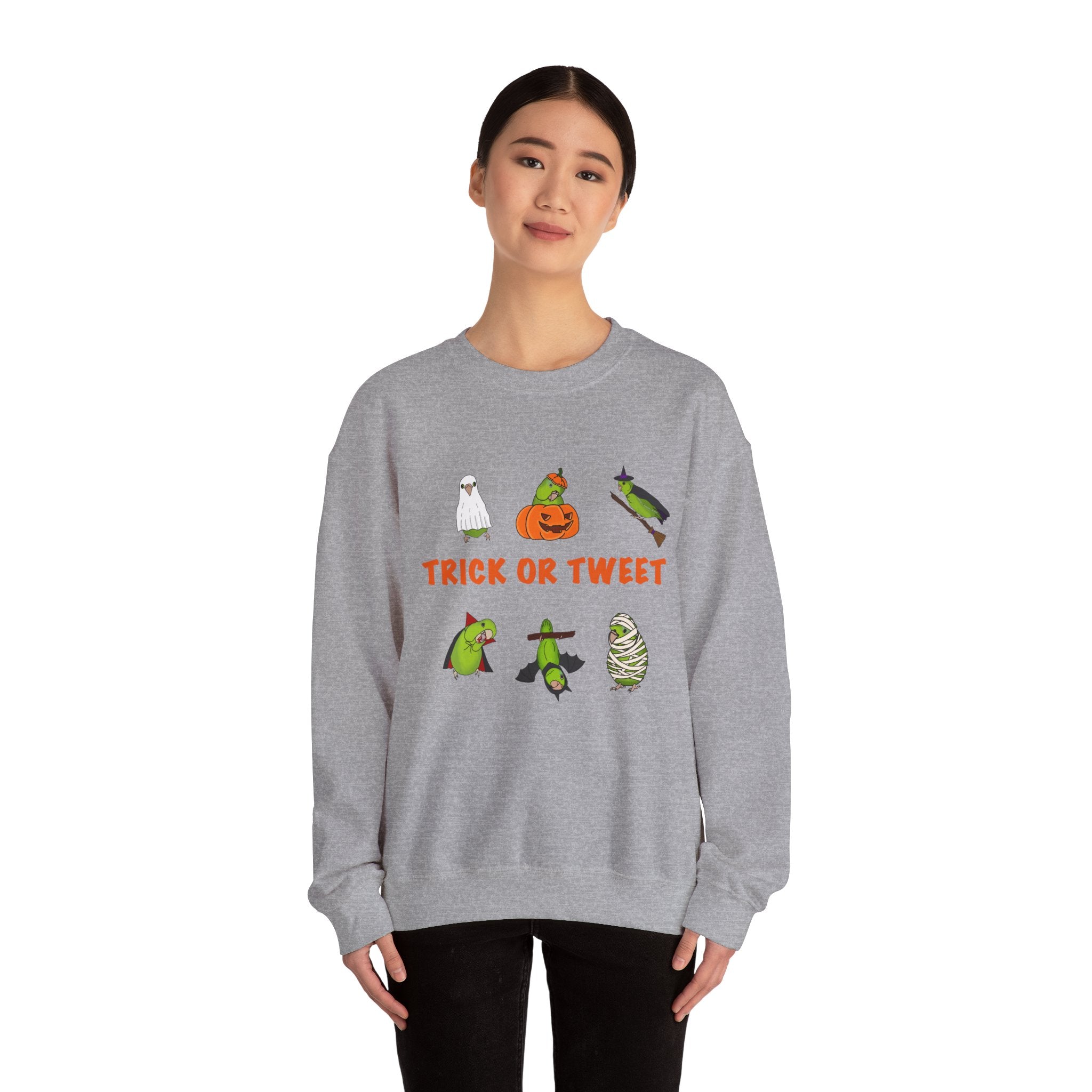 Trick or Tweet Parrotlet : Halloween Bird sweatshirt, Spooky Season Shirt, Fun Bird Lover Tee, Bird Watcher, Gift for - Adults