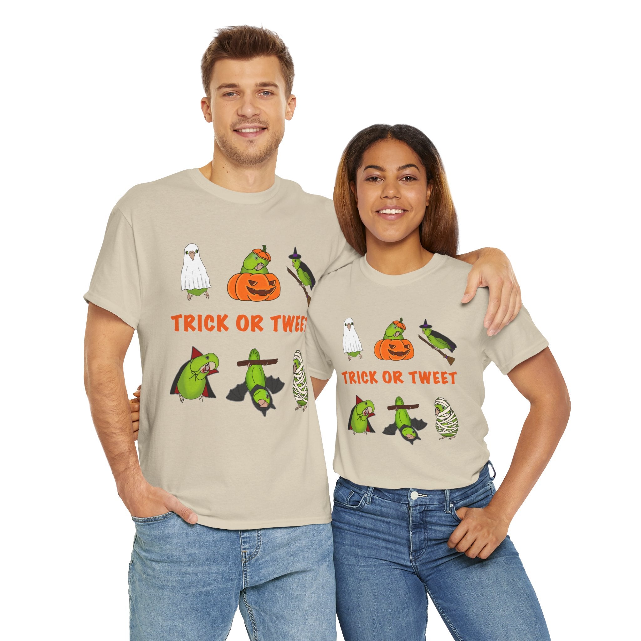 Trick or Tweet Parrotlet : Halloween Bird sweatshirt, Spooky Season Shirt, Fun Bird Lover Tee, Bird Watcher, Gift for - Adults