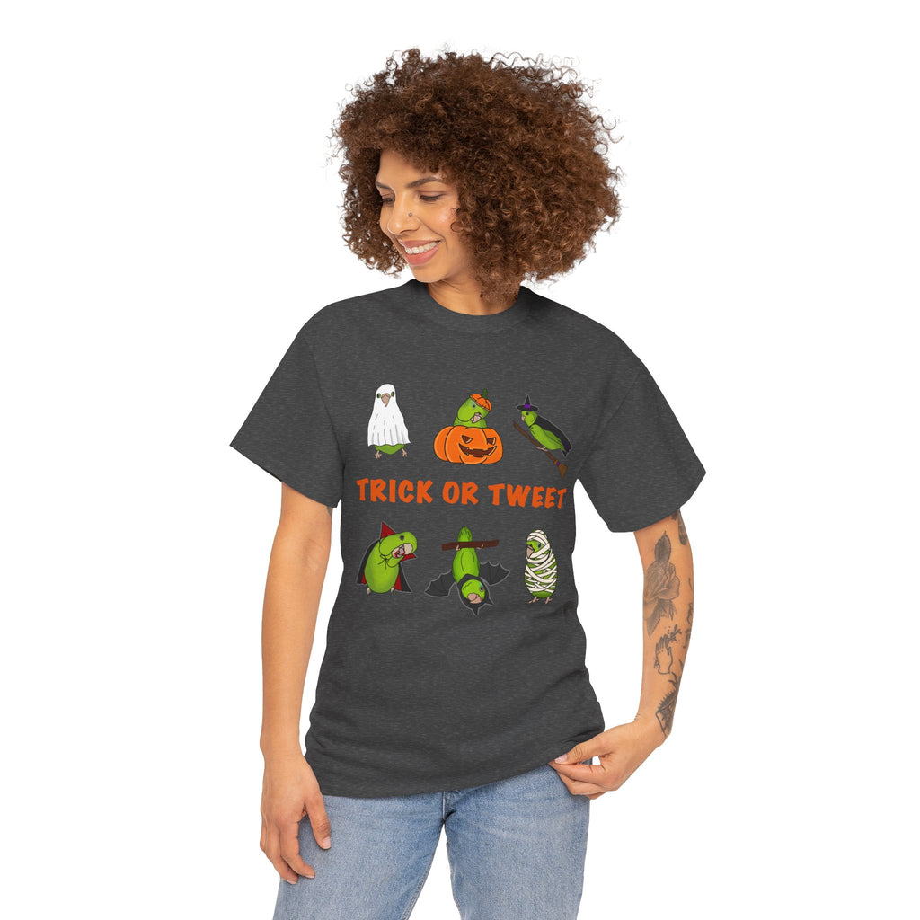 Trick or Tweet Parrotlet : Halloween Bird sweatshirt, Spooky Season Shirt, Fun Bird Lover Tee, Bird Watcher, Gift for - Adults